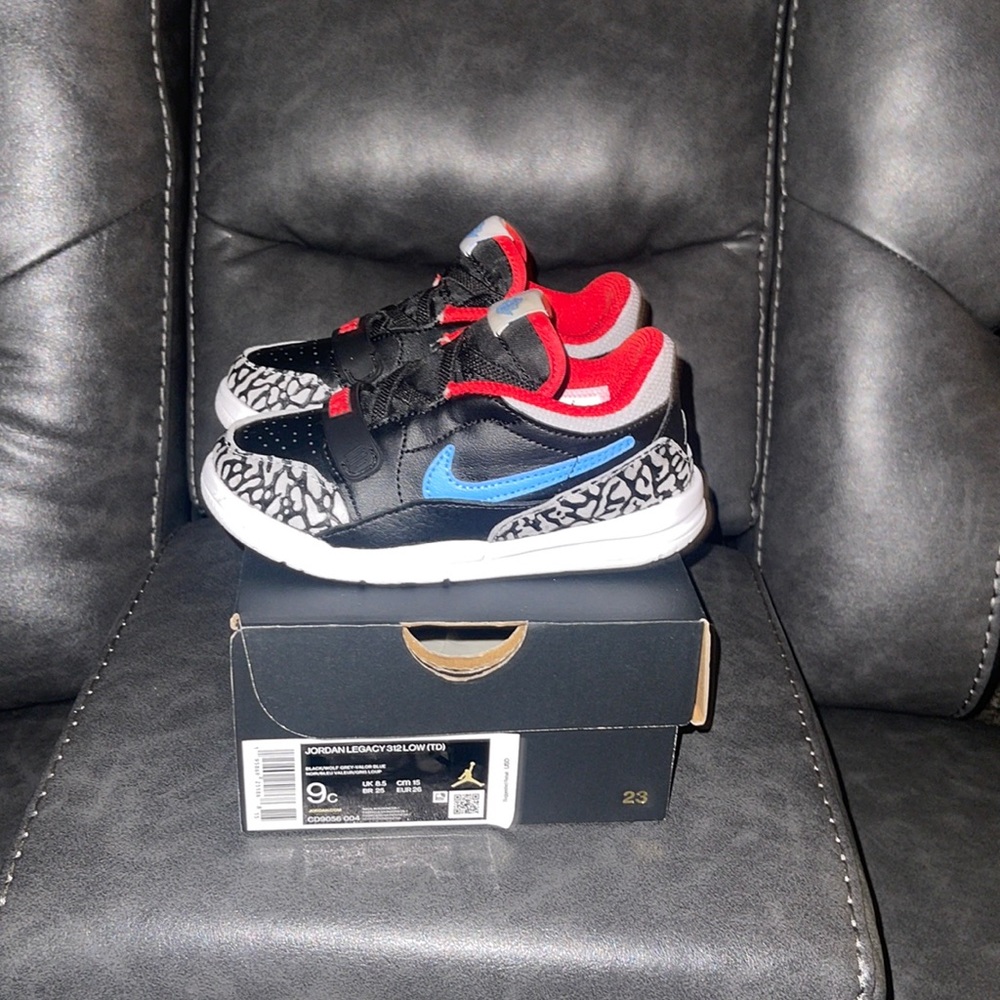 Jordan Legacy 312 Low
